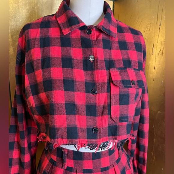 Fashion Nova Flannel Shirt 2 piece set Size M Red & Black buffalo check FALL - Picture 3 of 6